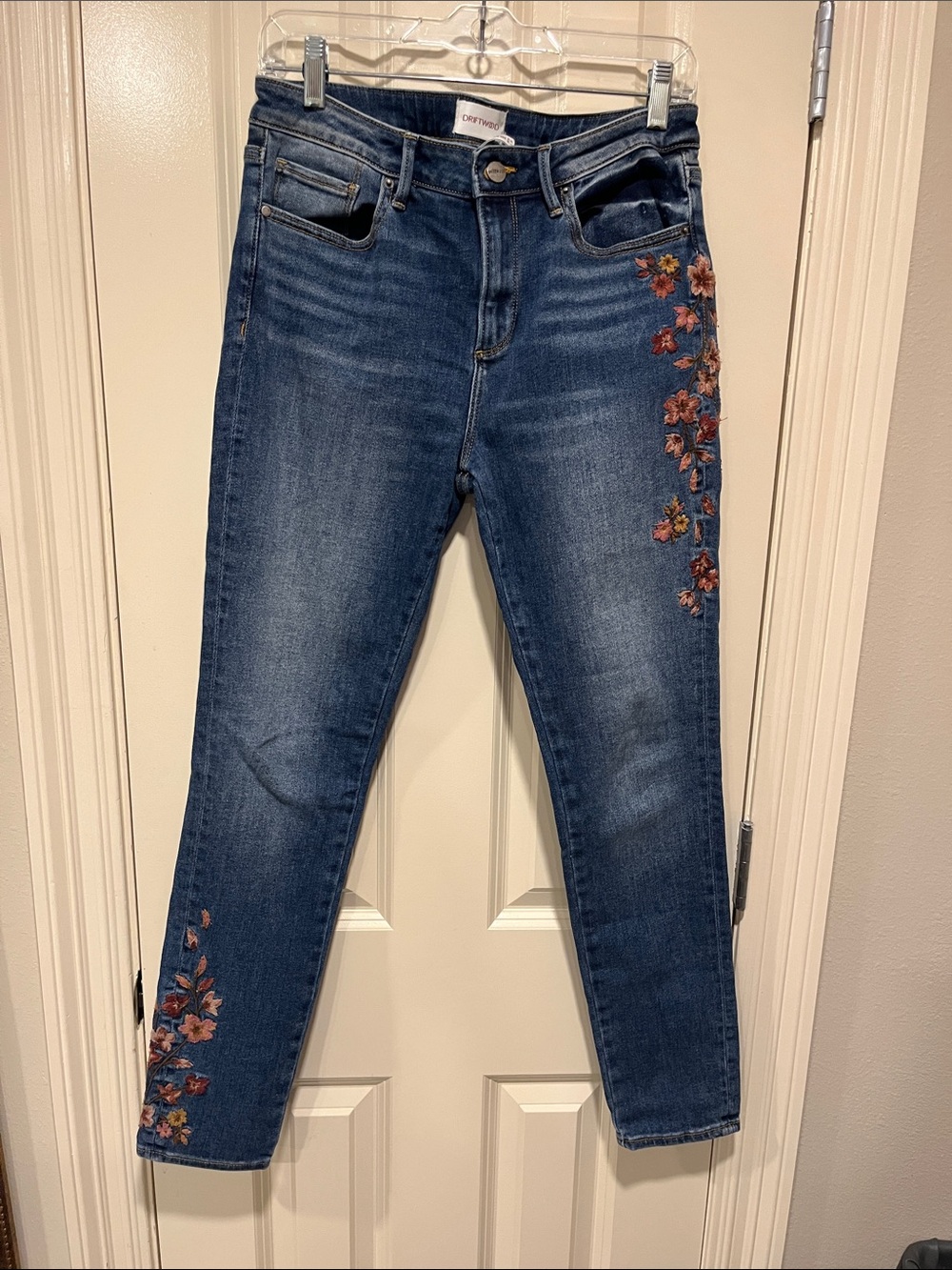 Driftwood Jackie High Rise Embroidered Jeans – Women’s Size 28